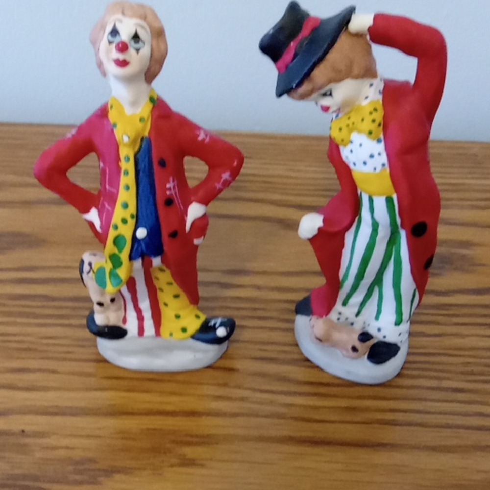 Red Clown Figurines Set Of 2